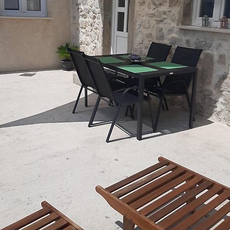 Little Stone House Apartment Buici  Exterior foto