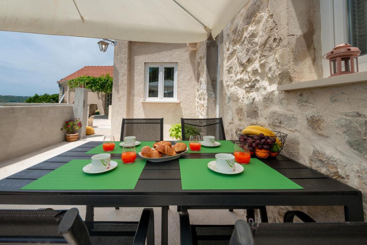 Little Stone House Apartment Buici  Exterior foto